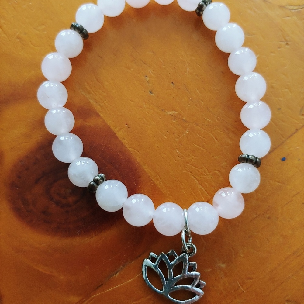 Pink jade lotus bracelet